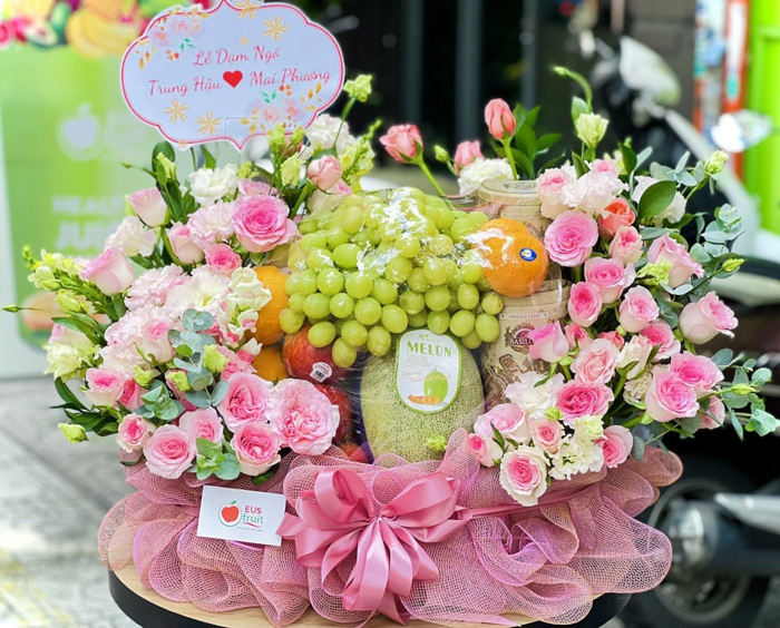 Cách chọn giỏ trái cây dạm ngõ chuẩn lễ nghi và phong tục