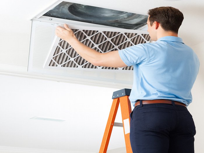 Cách vệ sinh miệng gió hồi bị bụi bẩn nhanh và bảo trì đúng kỹ thuật