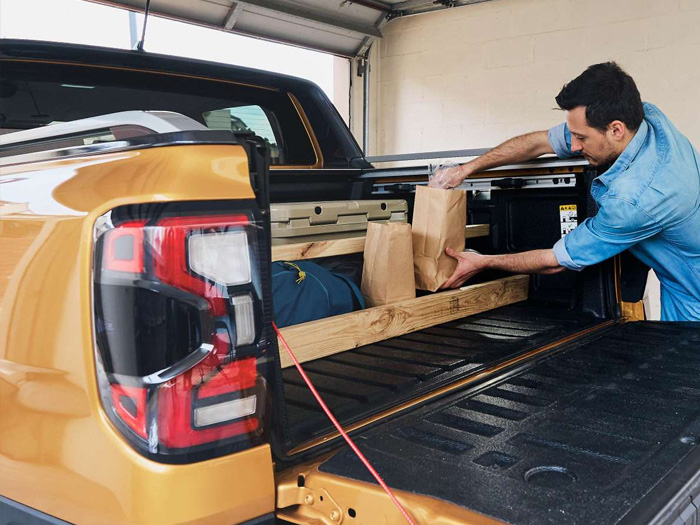 Trọng lượng xe bán tải Ford Ranger nặng bao nhiêu kg và tải trọng