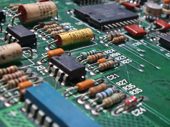 Tụ điện có ở đâu? Các thiết bị có tụ điện thường gặp