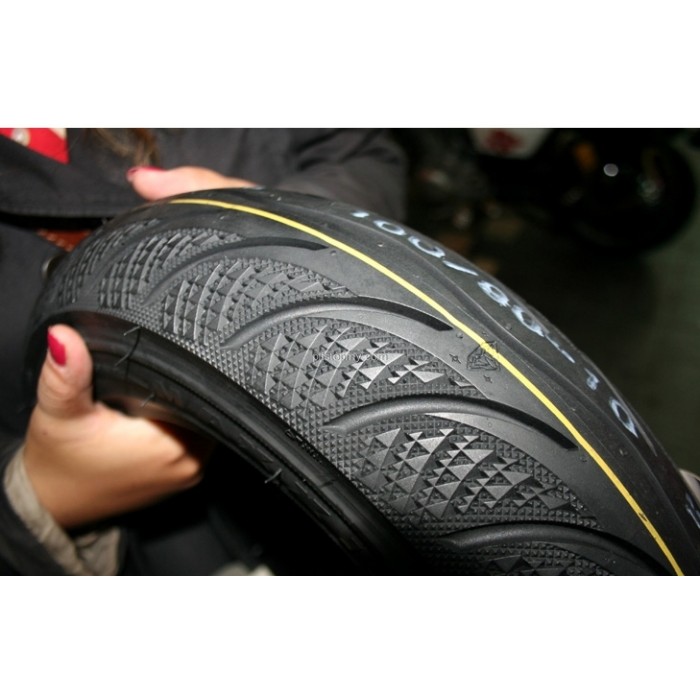 Đánh giá võ xe Maxxis cho PCX
