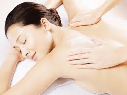 Quy trình tắm trắng ở spa giá rẻ - Cà phê học thuật