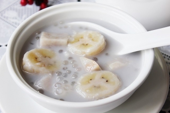 Học cách nấu chè chuối vừa ngon vừa bổ cho mùa hè - Cà phê học thuật