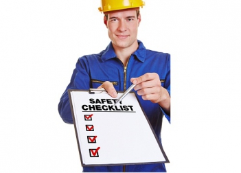 Cần thiết kiểm định an toàn hệ thống máng trượt ở khu vui chơi? - Cà phê học thuật